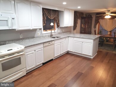 6295 Leafy Screen, Columbia, MD 21045 - photo 5