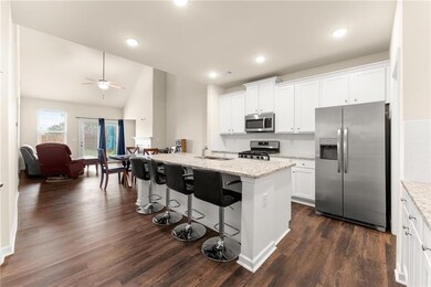 3914 Prospect Point Dr, Oakwood, GA 30566 - photo 5