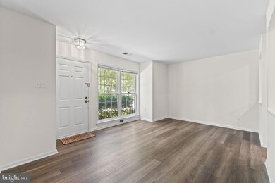 5700 Brewer House Cir unit T4, Rockville, MD 20852 - photo 7