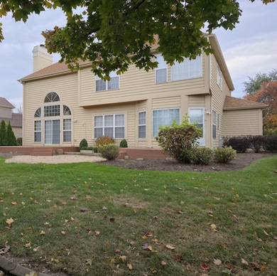 7390 Bittersweet Dr, Gurnee, IL 60031 - photo 6