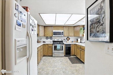 6536 Fairweather Dr unit 613, Anchorage, AK 99518 - photo 4