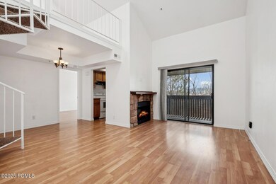 2_Livingroom_1800x1200_4214320
