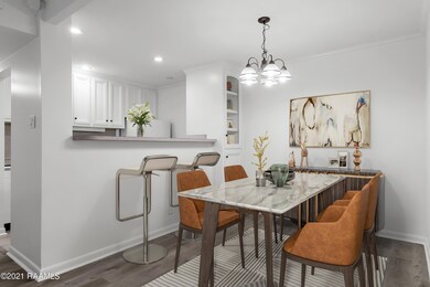 220 Doucet 213 -6 Dining_Final