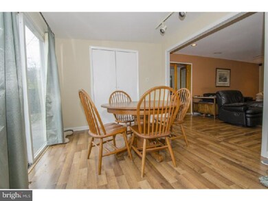 3145 Sycamore Ln, Norristown, PA 19401 - photo 6