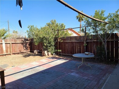 2973 Palma Vista Cir, Las Vegas, NV 89169 - photo 5