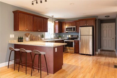 133 Spring Water Dr, Woonsocket, RI 02895 - photo 5