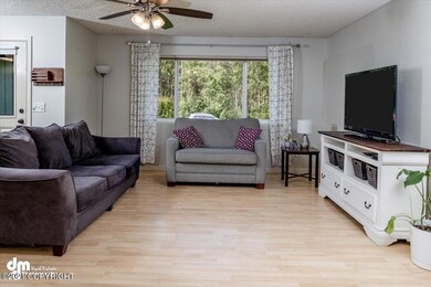 04-Living Room_DMD_4055-Edit-Edit