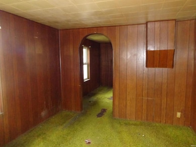 473 Swan St, Huntington, IN 46750 - photo 4