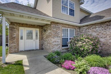 305 Port Way-2