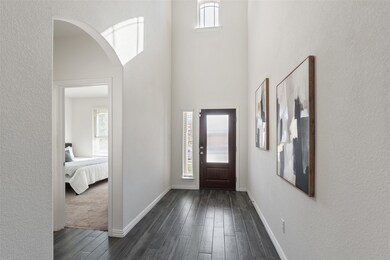 High ceiling - natural light