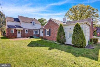 200 Elmwood Ave, Reading, PA 19609 - photo 5