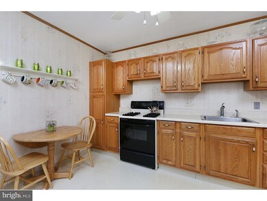 628 Highland Ave, Cherry Hill, NJ 08002 - photo 4