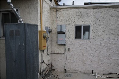 12821 Clovis Ave, Los Angeles, CA 90059 - photo 7