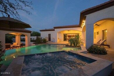 6310 N Camelback Manor-60