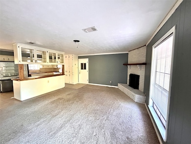 708 Myrtle St, Woodville, TX 75979 - photo 3