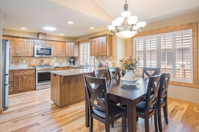 60808 Grand Targhee Dr, Bend, OR 97702 - photo 7