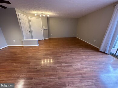 823 Stratford Way unit L, Frederick, MD 21701 - photo 6