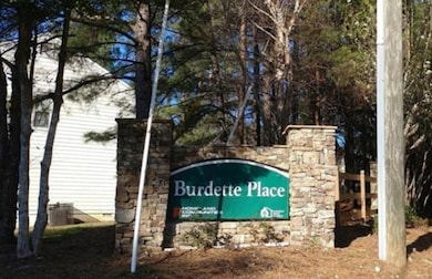 5595 Hampton Ct, Atlanta, GA 30349 - photo 2