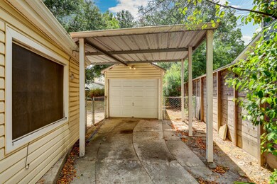 1063 Gardenia Dr, Houston, TX 77018 - photo 4