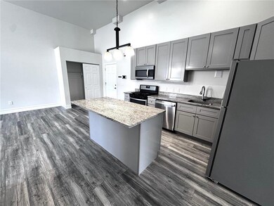 374 W Main St unit 108, Bath, PA 18014 - photo 2