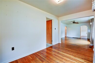 399 Banta St, Franklin, IN 46131 - photo 5