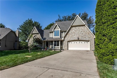 8168 Constance St, Lenexa, KS 66215 - photo 2