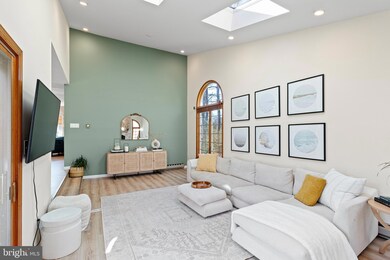 30 Meadow Ln, East Windsor, NJ 08520 - photo 5