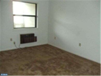 1334 W Wyomissing Ct unit O, West Lawn, PA 19609 - photo 4