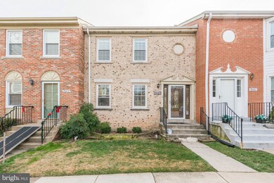 9549 Saluda Ct, Lorton, VA 22079 - photo 2