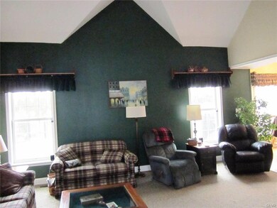 3229 Overlook Dr, Emmaus, PA 18049 - photo 5