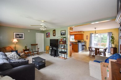 37 Unity St, Rochester, NH 03868 - photo 4