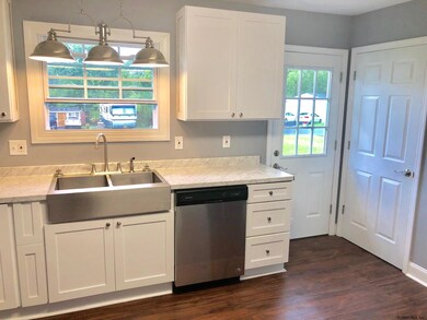 3 May St, Rensselaer, NY 12144 - photo 7