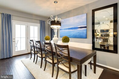 8210 Secluded Cove Ln, Baltimore, MD 21222 - photo 5