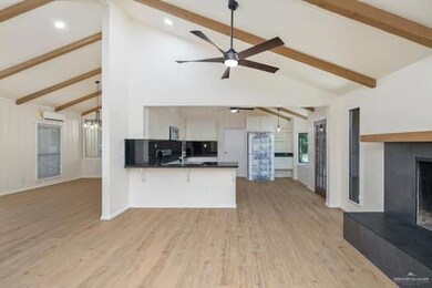 520 W Rosemary Ave, Pharr, TX 78577 - photo 5