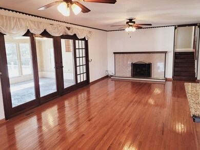10S231 Plainfield-Naperville Rd, Naperville, IL 60564 - photo 7