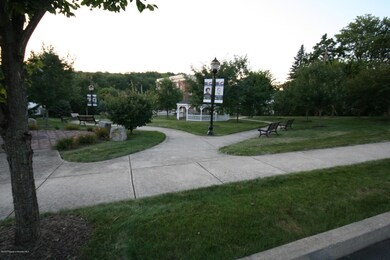 179 Pine St, Archbald, PA 18403 - photo 2