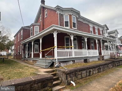 428 W 1st St, Birdsboro, PA 19508 - photo 2