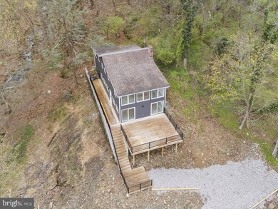 790 2nd St, Mount Wolf, PA 17347 - photo 4