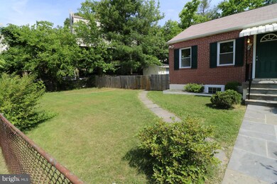 5605 Spring Rd, Bladensburg, MD 20710 - photo 2