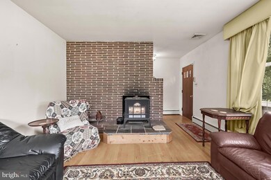 8613 Inwood Rd, Windsor Mill, MD 21244 - photo 4