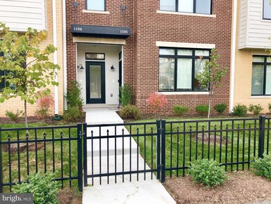 Lofts at Village Walk unit 202, Leesburg, VA 20175 - photo 2