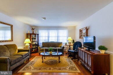 2 Cheshire Ct, Southampton, NJ 08088 - photo 6