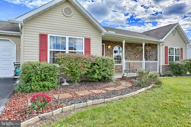 15280 Wedgewood Dr, Greencastle, PA 17225 - photo 3