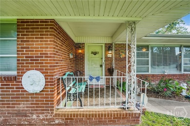 97 Azalea Ave, Savannah, GA 31408 - photo 5