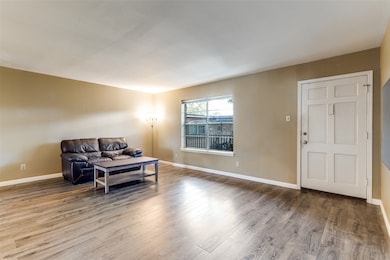 7931 Royal Ln unit 215G, Dallas, TX 75230 - photo 3