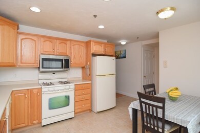 49 Sumner St unit 49, Quincy, MA 02169 - photo 3