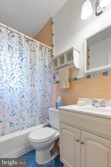 55 E Taylor Run Pkwy, Alexandria, VA 22314 - photo 7