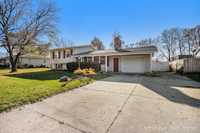 1430 Winifred St, Jenison, MI 49428 - photo 3