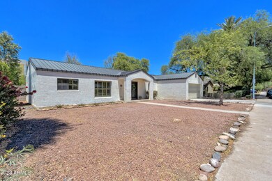 Desert front Landscaping