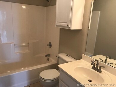 1513 W 117th St S, Jenks, OK 74037 - photo 6